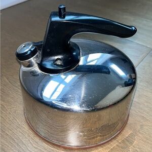 Vintage Revere Ware Stainless / Copper Clad Tea Kettle: d 00 h